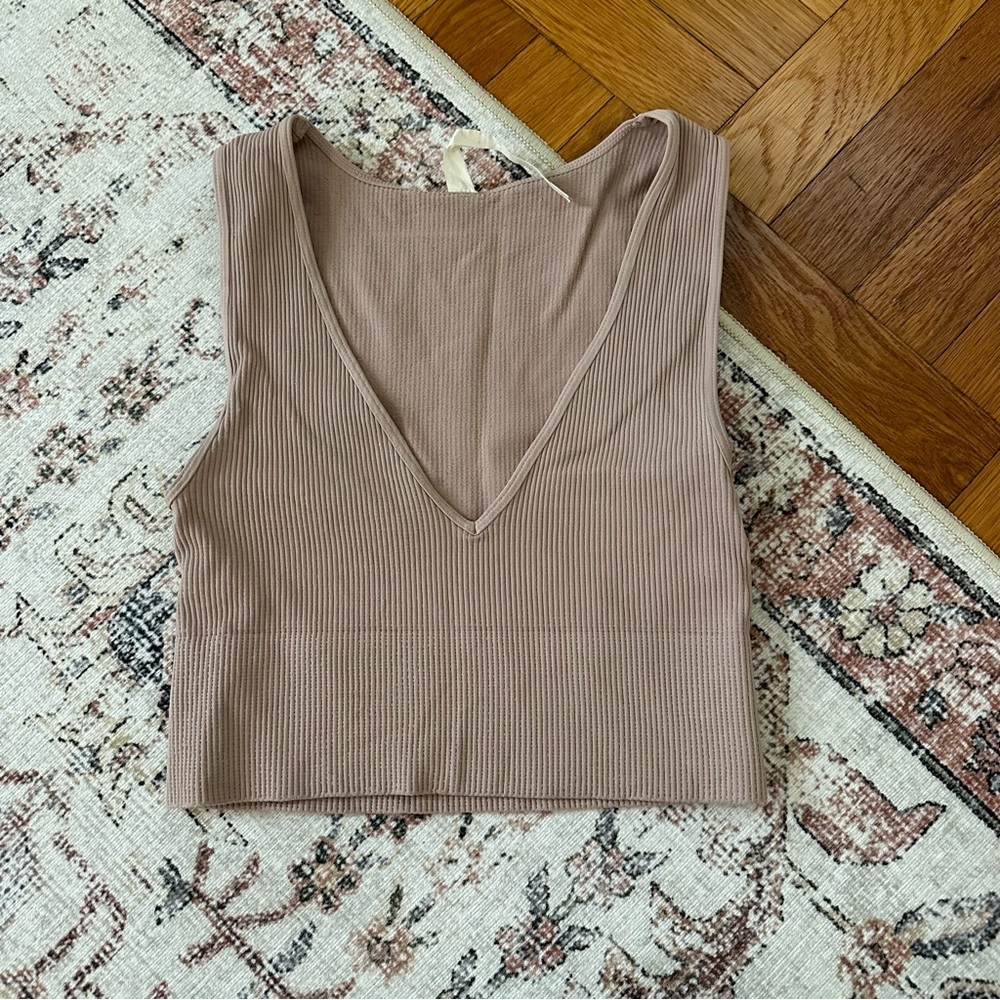 Avocado tank top